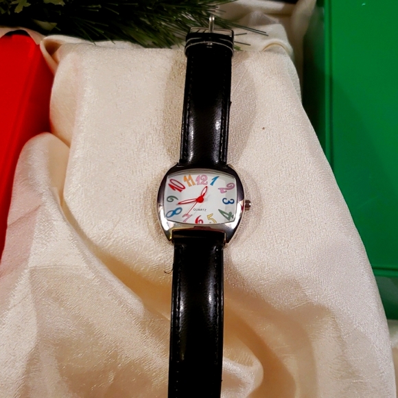 Vintage Wrist watch still works new batteries